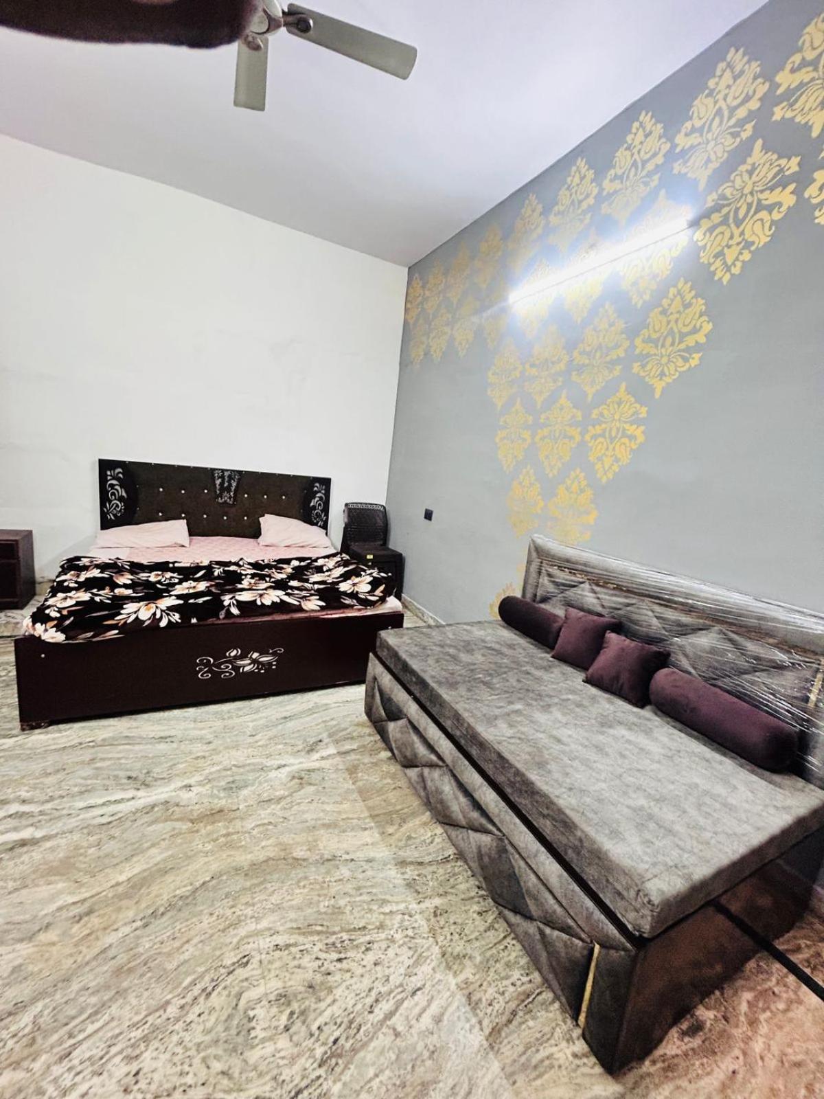 Agrawal Inn Guest House Mathura Zewnętrze zdjęcie
